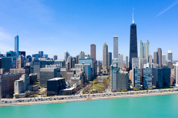 istock Chicago, Aerial Downtown Skyline 1185728397