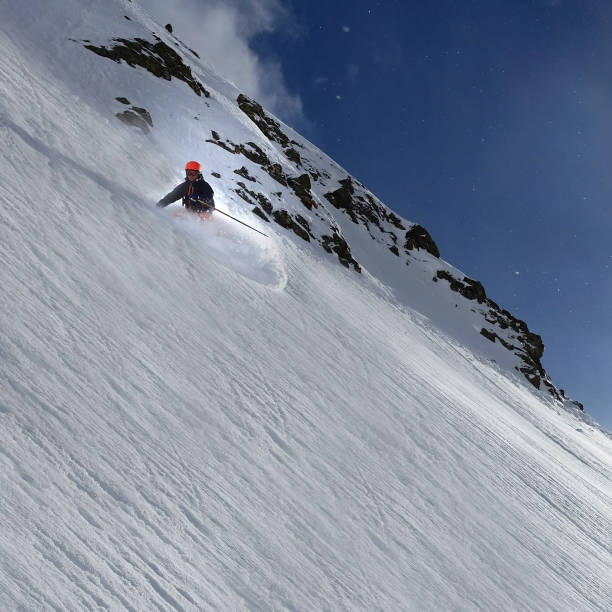istock Extreme skiing in St. Anton, Austria 1185731181