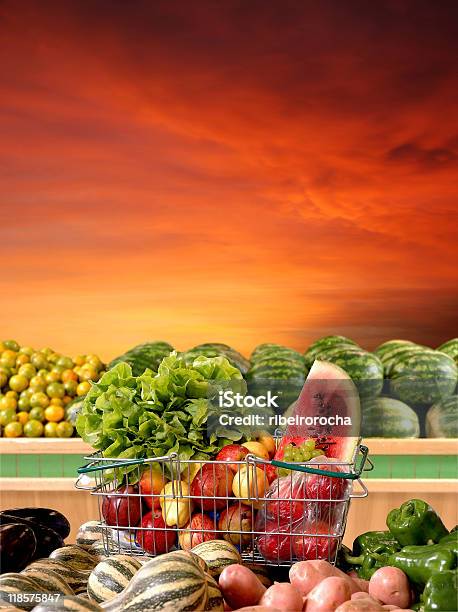 Supermercato - Fotografie stock e altre immagini di Agrume - Agrume, Alimentazione sana, Alimento di base
