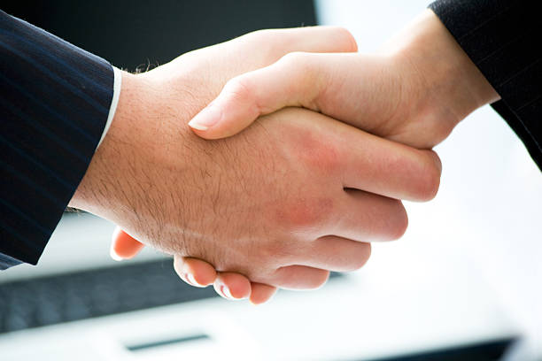 istock Business deal 118576970