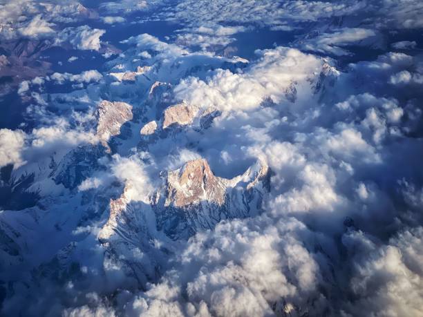 istock Tajikistan Fann Mountain Range Pamir Mountains 1185779555