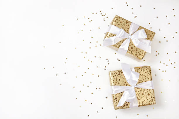 istock Holiday gifts 1185786108