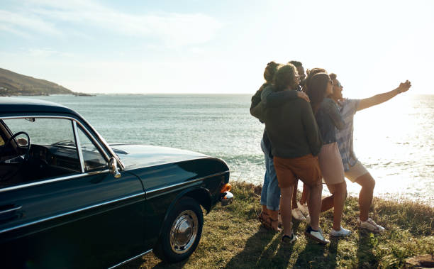 istock Friendship is the gift that keeps on giving 1185792616