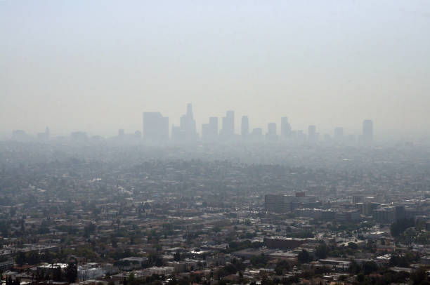istock Smog and pollution in Los Angeles bei day 1185815559
