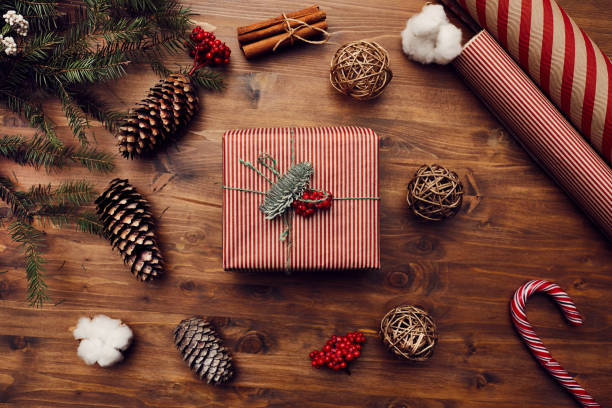 istock Decorated gift box for Christmas 1185848026