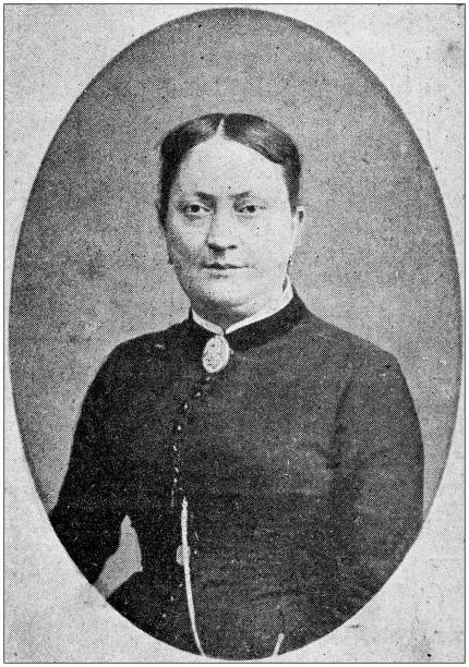 istock Antique photo: Portrait of Madame Mercurin 1185878332