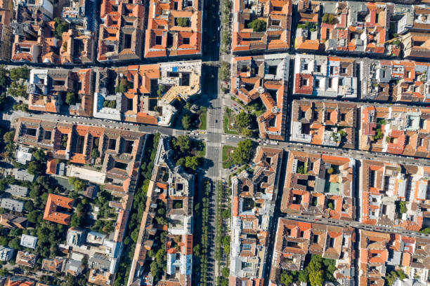 istock Flying over city area 1185880348