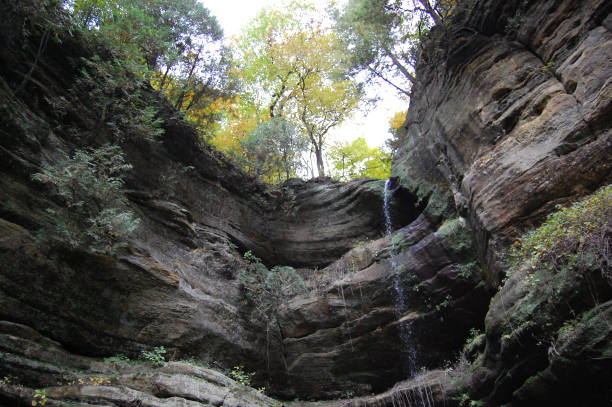 istock Canyon ravine waterfall in starved rock state park 1185893787
