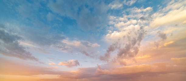 istock Beautiful sunset sky. Nature sky backgrounds. 1185907713