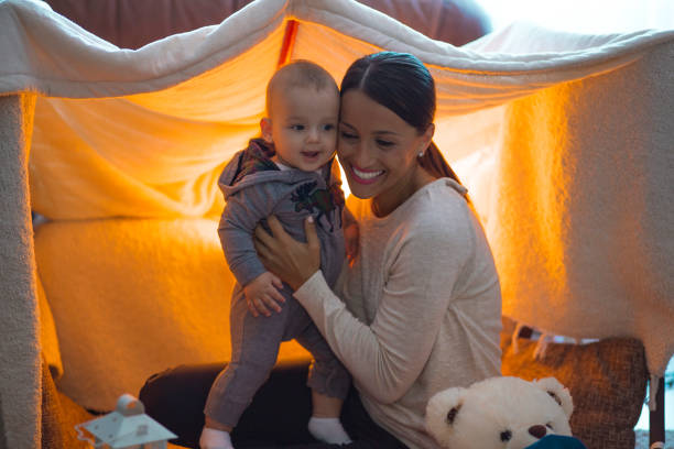 istock Single mother share love with her kids 1185916499