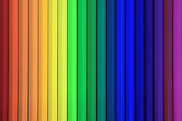 matite colorate nei colori dell'arcobaleno. - pencil yellow single object office foto e immagini stock