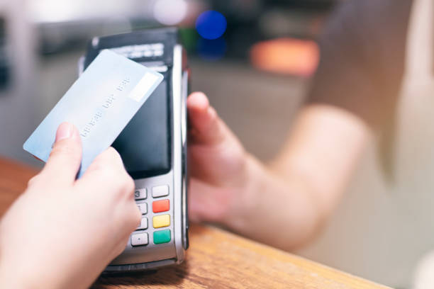 istock Contactless Card Payment 1185958248