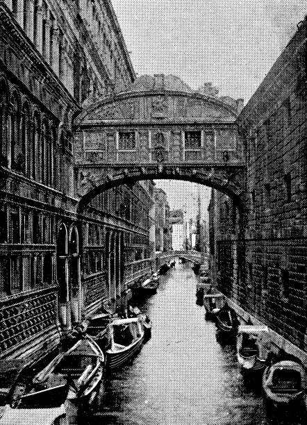 most westchnień nad kanałem cannaregio w wenecji, włochy - xix wiek - venice italy italy arch bridge nautical vessel stock illustrations