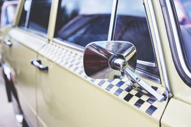 istock nostalgic taxi 1185972360