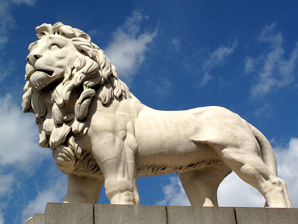 istock South Bank Lion 118597395