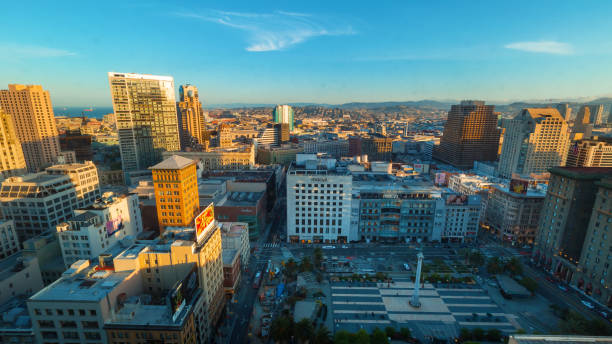istock The sun sets over Union Square San Francisco 1185996081