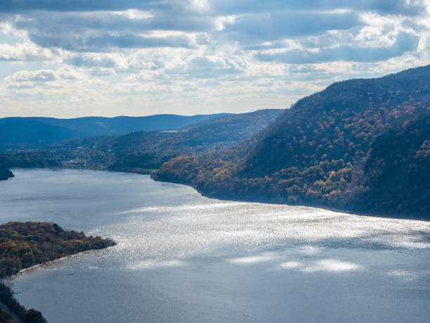 istock View from the famous Breakneck Ridge trail in Upstate New York 1186016799