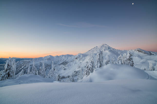 istock North Cascades at Dawn 1186033122