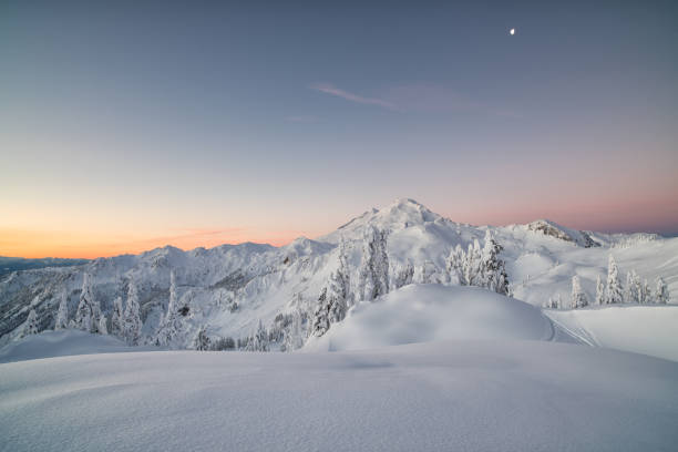 istock North Cascades at Dawn 1186033182