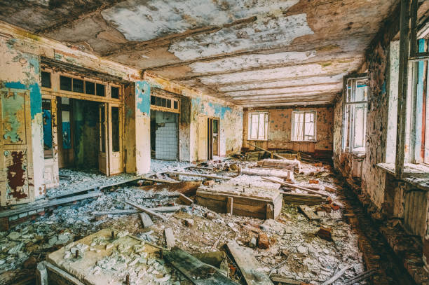 istock Interior Of Abandoned House 1186050767