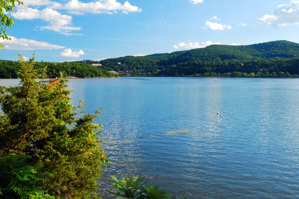 istock A view of the expansive Hudson River 1186074875