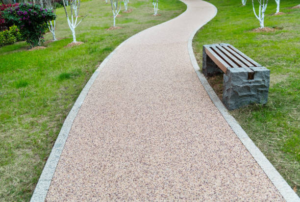 istock Footpath through the formal garden 1186075124