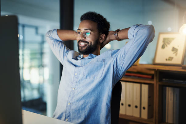 istock Deadline done and now I can finally go home 1186079117
