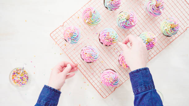 istock Frosting unicorn chocolate cupcakes 1186080738