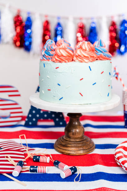 istock Red, white, and blue round vanilla cake 1186083227
