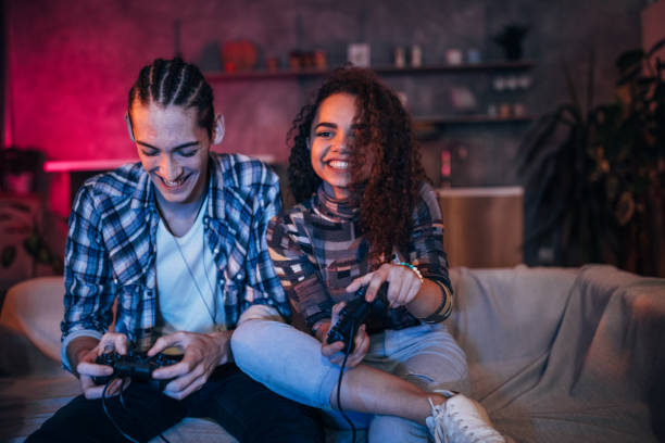 istock Couple playing video games 1186088338