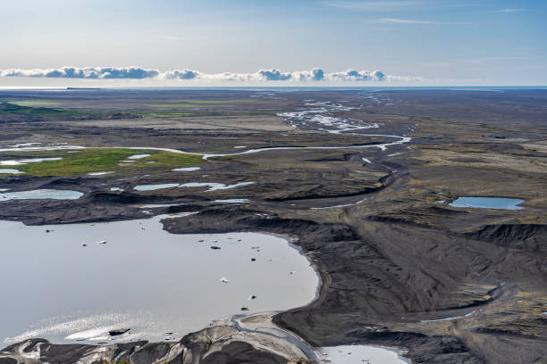 istock glacier lagoon at Vatnajokull glacier, Iceland 1186088434
