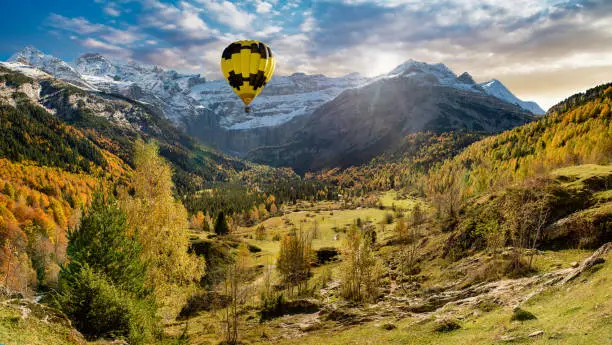 Photo of view of Cirque De Gavarnie In The French Pyrenees with balloon