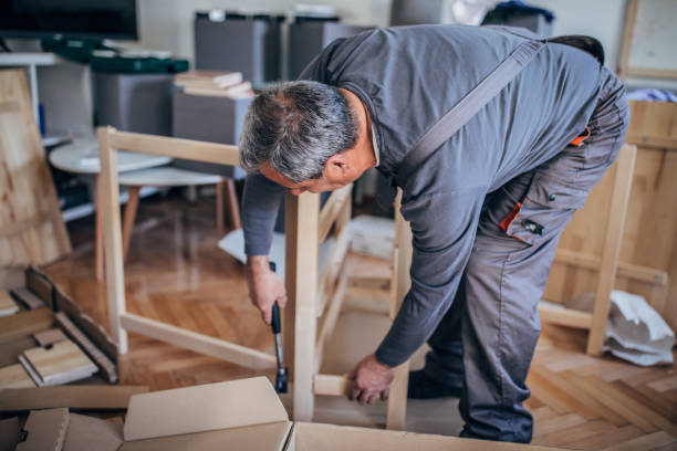 istock Senior man working at home 1186089647