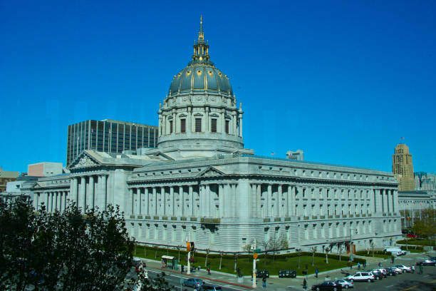 istock San Francisco city hall 1186090593