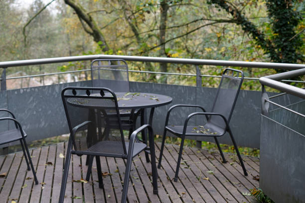 istock Benches and chairs at tables invite you to relax and unwind 1186099574