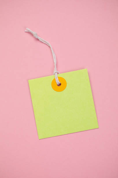 istock Pricetag - Shopping 1186114693