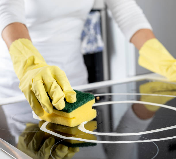 istock Cleaning Ceramic Glass Cooktop 1186121109