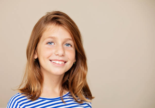 istock Young Girl Indoor Portrait 1186139026