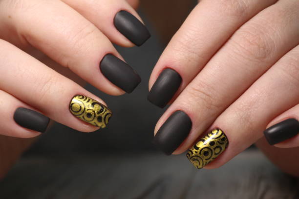 istock beautiful fashion manicure 1186149774