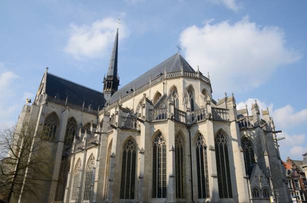 istock Choir and ridge Saint Peter Church 1186149864