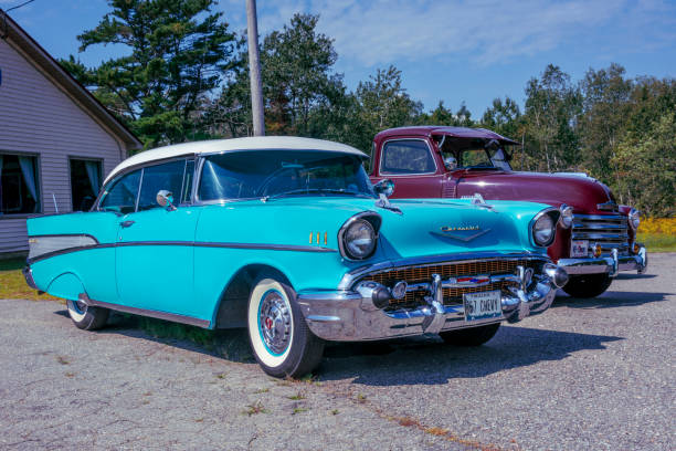 1957 chevrolet bel air - collectors car front view chevrolet bel air horizontal imagens e fotografias de stock