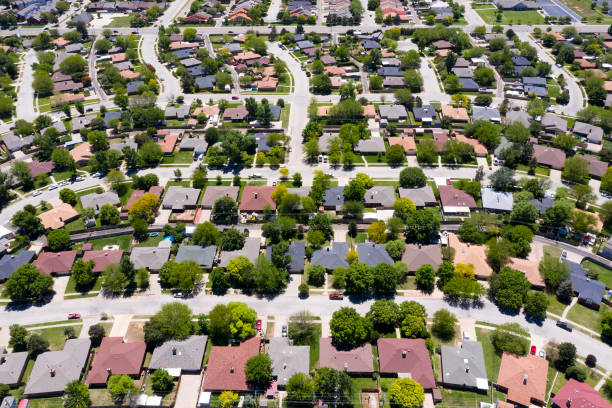 istock American Suburb Housing Development, Aerial View 1186190559