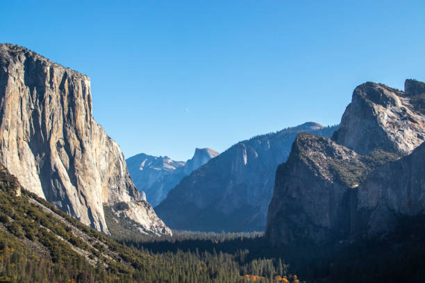 istock Tunnel View in Yosemite Valley 1186191427