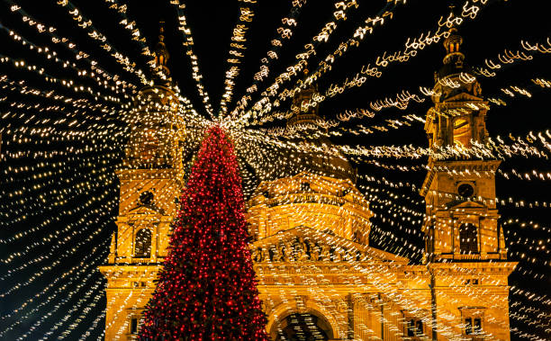 istock Christmas market and christmas tree  -Budapest - Hungary 1186262983