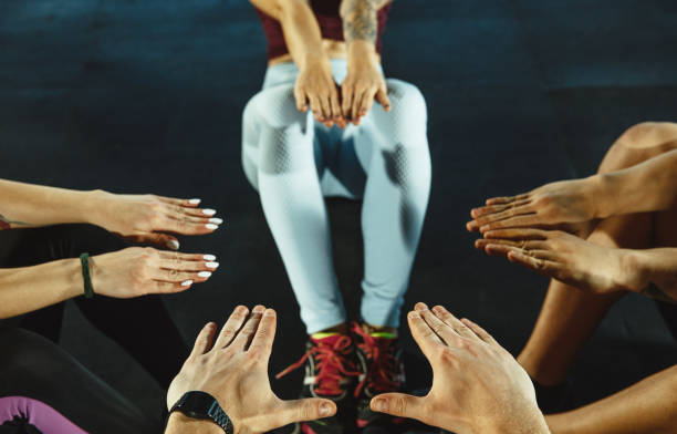 istock A group of muscular athletes doing workout at the gym 1186289913