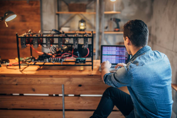 istock Young man earning virtual money 1186314726