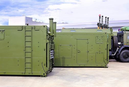 Field-type metal transportable containers for technical equipment, mechanisms and assemblies