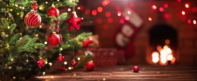 istock Arbol de Navidad con decoraciones 1186353071