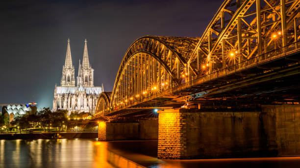 istock The famous Cologne Cathedral at night 1186359942