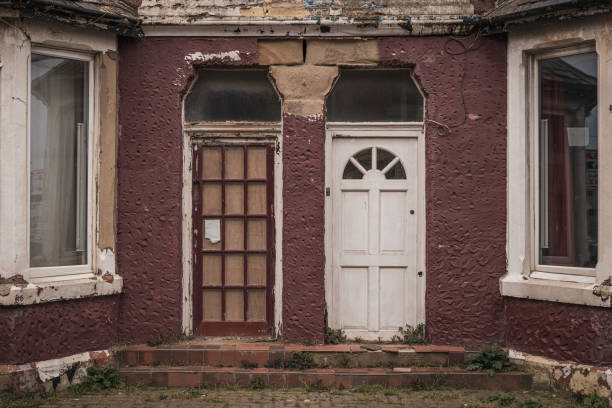 istock A run down house in Blackpool, England 1186376562
